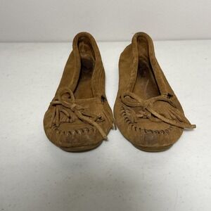 Minnetonka Moccasin Shoes Slippers Loafers Women Size 9 Suede Fringe Slip Ons
